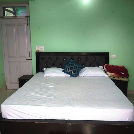 Mohinder & Mohindra Home Stay Bir  Bagian luar foto