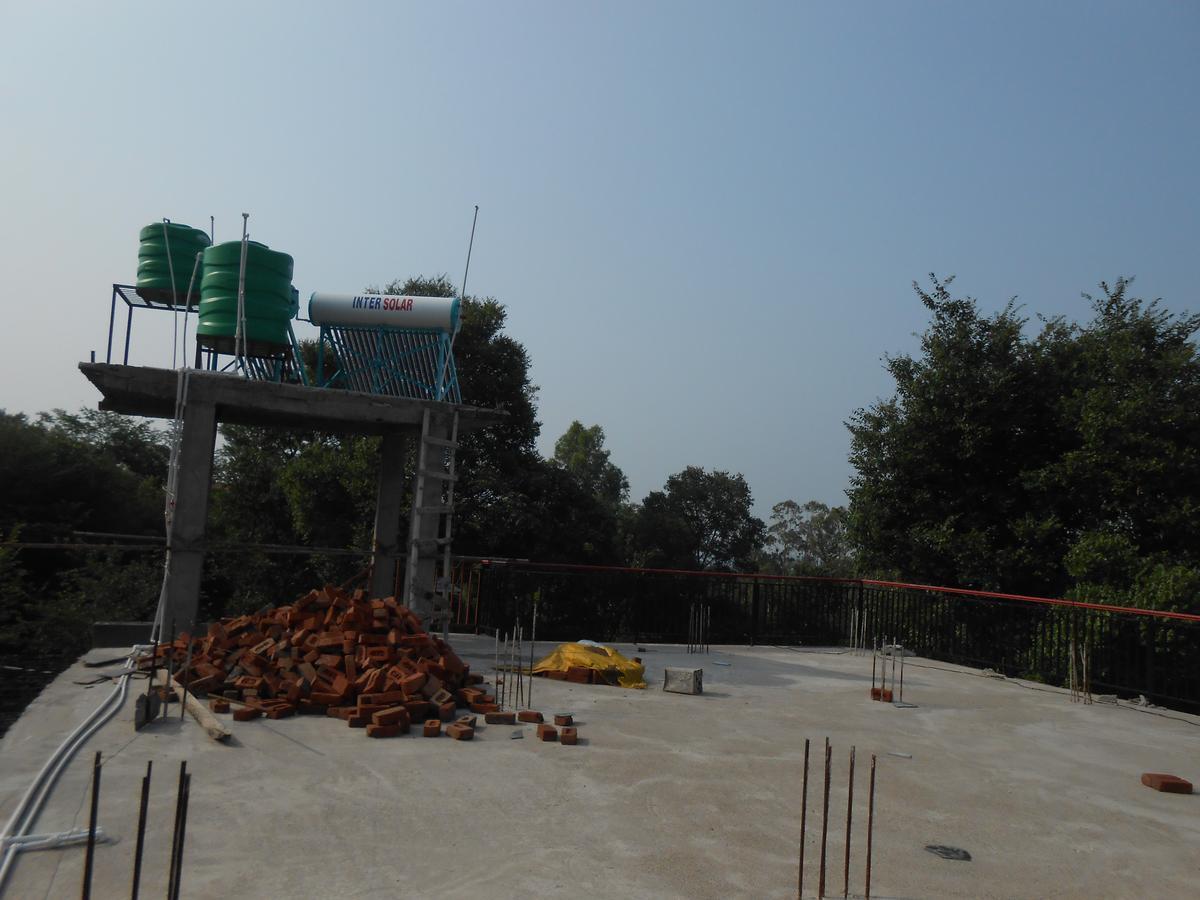 Mohinder & Mohindra Home Stay Bir  Bagian luar foto